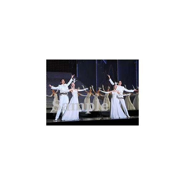 瀬央・縣・杏野・莉奈 舞台写真／「夢白あやサヨナラショー」