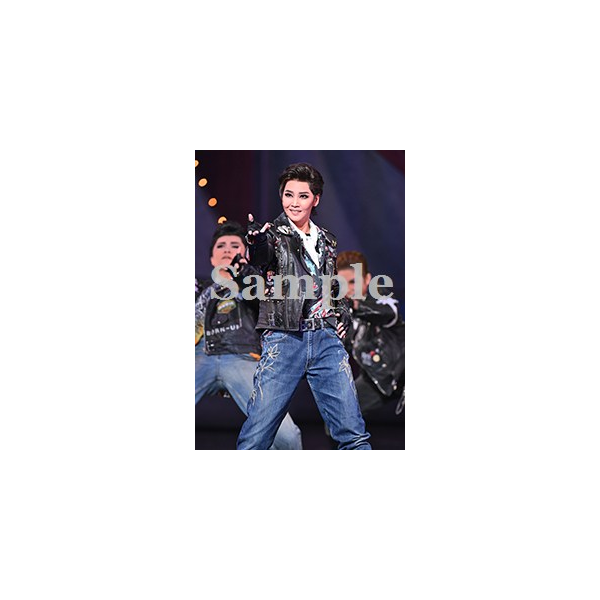 瑠風輝 舞台写真／星組大劇場公演『恋する天動説』『DYNAMIC NOVA』