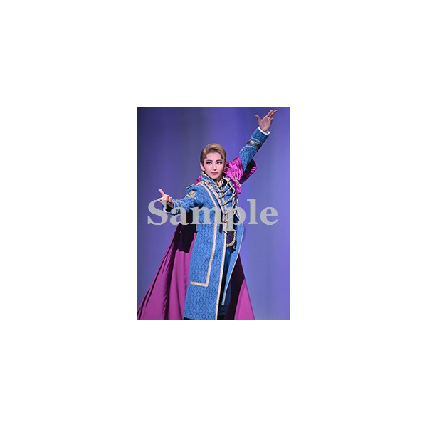 桜木みなと 舞台写真／宙組博多座公演『愛するには短すぎる』