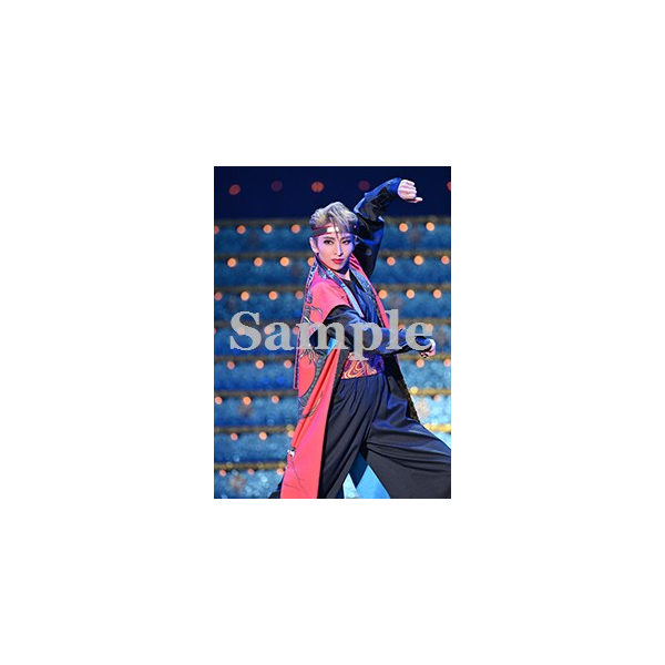 桜木みなと 舞台写真／宙組博多座公演『愛するには短すぎる』