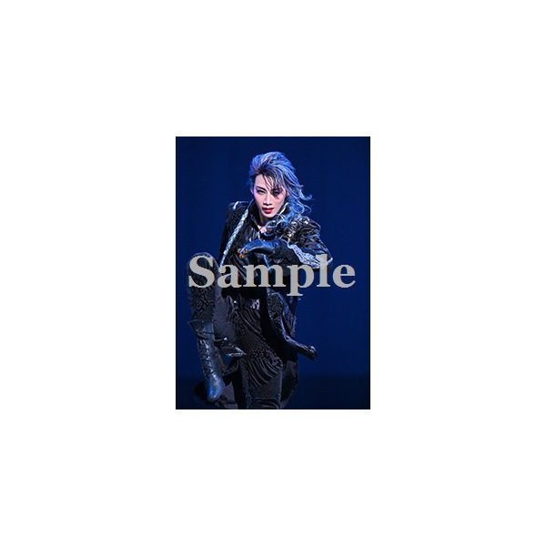 鷹翔千空 舞台写真／宙組博多座公演『愛するには短すぎる』