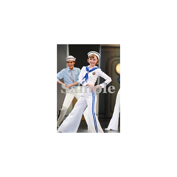 春乃さくら 舞台写真/宙組博多座公演『愛するには短すぎる』 舞台写真