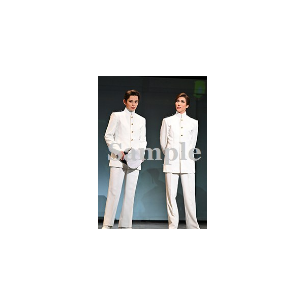 朝美・縣 舞台写真／雪組梅田芸術劇場メインホール公演『波うららかに、めおと日和』