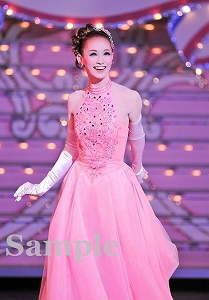 愛希 れいか 舞台写真／月組大劇場公演『ベルサイユのばら』―オスカルとアンドレ編―