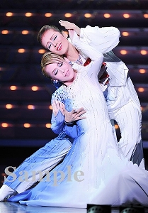 蘭寿・龍 特別出演舞台写真／月組大劇場公演『ベルサイユのばら』―オスカルとアンドレ編―