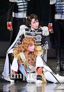 龍・明日海 役替わり舞台写真／月組大劇場公演『ベルサイユのばら』―オスカルとアンドレ編―