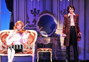 龍・明日海 役替わり舞台写真／月組大劇場公演『ベルサイユのばら』―オスカルとアンドレ編―