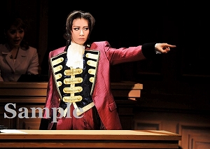 悠未 ひろ 舞台写真／宙組梅田芸術劇場シアター・ドラマシティ公演『逆転裁判3  検事マイルズ･エッジワース』