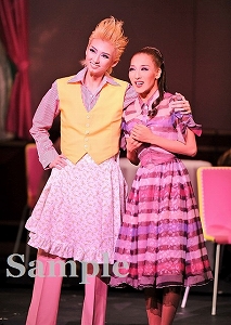 凪七・すみれ乃 舞台写真／宙組梅田芸術劇場シアター・ドラマシティ公演『逆転裁判3  検事マイルズ･エッジワース』