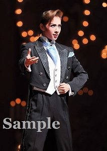 明日海 りお 舞台写真／月組東京公演『ベルサイユのばら』―オスカルとアンドレ編―