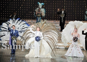 フィナーレ 舞台写真／雪組中日劇場公演『若き日の唄は忘れじ』『Shining Rhythm!』