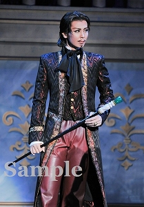 緒月遠麻 舞台写真／宙組大劇場公演『モンテ・クリスト伯』『Amour de 99!! ―99年の愛―』