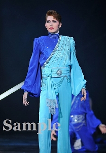 朝夏まなと 舞台写真／宙組大劇場公演『モンテ・クリスト伯』『Amour de 99!! ―99年の愛―』