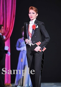 朝夏まなと 舞台写真／宙組大劇場公演『モンテ・クリスト伯』『Amour de 99!! ―99年の愛―』