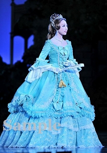 愛加 あゆ 舞台写真／雪組大劇場公演『ベルサイユのばら』―フェルゼン編―