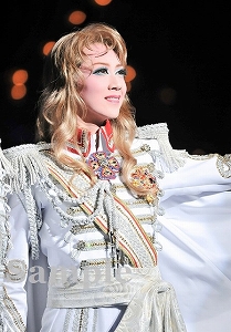 凰稀 かなめ 特別出演舞台写真／雪組大劇場公演『ベルサイユのばら』―フェルゼン編―