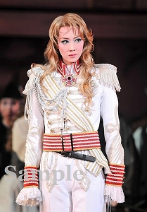 凰稀 かなめ 特別出演舞台写真／雪組大劇場公演『ベルサイユのばら』―フェルゼン編―