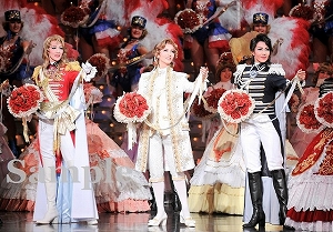 フィナーレ 特別出演舞台写真／雪組大劇場公演『ベルサイユのばら』―フェルゼン編―