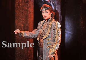 十輝いりす 舞台写真／星組大劇場公演『ロミオとジュリエット』