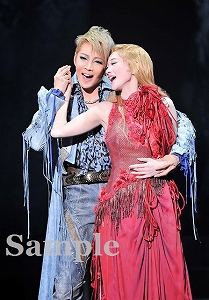 柚希・夢咲 舞台写真／星組大劇場公演『ロミオとジュリエット』