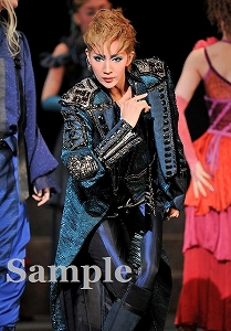 紅 ゆずる 役替わり舞台写真／星組大劇場公演『ロミオとジュリエット』