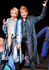 柚希・紅 役替わり舞台写真／星組大劇場公演『ロミオとジュリエット』