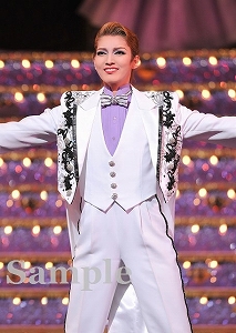 朝夏まなと 舞台写真／宙組東京公演『モンテ・クリスト伯』『Amour de 99!! ―99年の愛―』