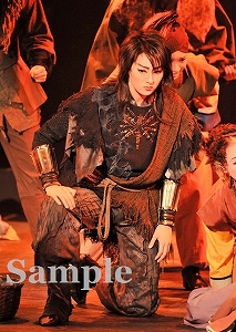 珠城りょう 舞台写真／月組バウホール公演『月雲（つきぐも）の皇子（みこ）』