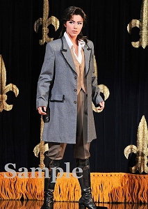 彩凪 翔 舞台写真／雪組東京公演『ベルサイユのばら』―フェルゼン編―