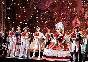 フィナーレ 舞台写真／雪組東京公演『ベルサイユのばら』―フェルゼン編―