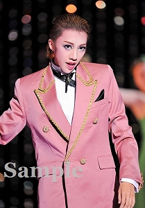 美弥 るりか 舞台写真／月組大劇場公演『ルパン ―ARSENE LUPIN―』『Fantastic Energy!』