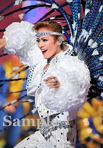 蘭寿 とむ 舞台写真／花組大劇場公演『愛と革命の詩（うた）―アンドレア・シェニエ―』『Mr. Swing!』