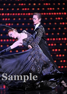 蘭寿・蘭乃 舞台写真／花組東京公演『愛と革命の詩（うた）―アンドレア・シェニエ―』『Mr. Swing!』