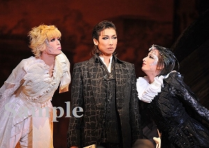 春風・冴月・柚香 舞台写真／花組東京公演『愛と革命の詩（うた）―アンドレア・シェニエ―』『Mr. Swing!』