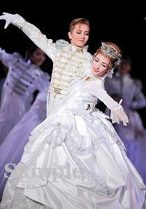 壮・早霧 舞台写真／雪組大劇場公演『Shall we ダンス?』『CONGRATULATIONS 宝塚!!』