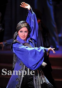 北翔海莉 舞台写真／月組梅田芸術劇場シアター・ドラマシティ公演『THE MERRY WIDOW』