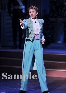 凪七瑠海 舞台写真／月組梅田芸術劇場シアター・ドラマシティ公演『THE MERRY WIDOW』