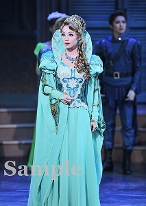 咲妃みゆ 舞台写真／月組梅田芸術劇場シアター・ドラマシティ公演『THE MERRY WIDOW』