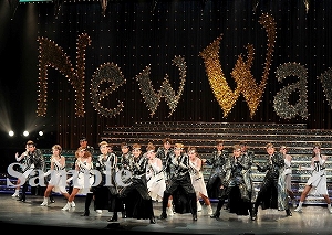 フィナーレ 舞台写真／花組宝塚バウホール公演『New Wave! ―花―』