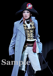 真風涼帆 舞台写真／星組大劇場公演『眠らない男・ナポレオン ―愛と栄光の涯（はて）に―』