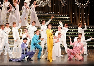 美弥 他 舞台写真／月組バウホール公演『New Wave! ―月―』