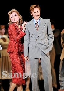 蘭寿・華耀 舞台写真／花組大劇場公演『ラスト・タイクーン ―ハリウッドの帝王、不滅の愛―』『TAKARAZUKA ∞ 夢眩』