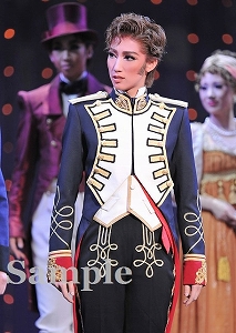 真風涼帆 舞台写真／星組東京公演『眠らない男・ナポレオン ―愛と栄光の涯（はて）に―』