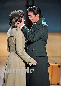 凰稀・実咲 舞台写真／宙組中日劇場公演『ロバート・キャパ　魂の記録』『シトラスの風II』