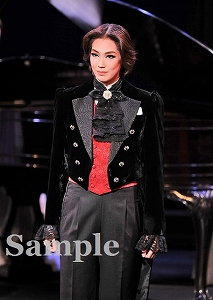 愛月 ひかる 舞台写真／宙組梅田芸術劇場シアター・ドラマシティ公演『翼ある人びと ―ブラームスとクララ・シューマン―』