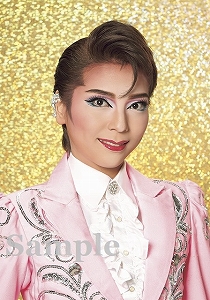 輝月 ゆうま スチール写真／月組公演『宝塚をどり』『明日への指針 ―センチュリー号の航海日誌―』『TAKARAZUKA 花詩集100!!』