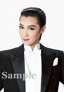 凰稀 かなめ スチール写真／月組大劇場公演『宝塚をどり』『明日への指針 ―センチュリー号の航海日誌―』『TAKARAZUKA 花詩集100!!』