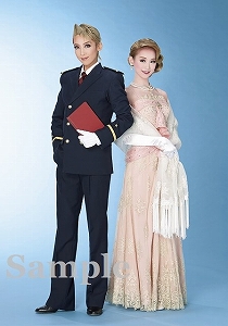 龍・愛希 スチール写真／月組公演『宝塚をどり』『明日への指針 ―センチュリー号の航海日誌―』『TAKARAZUKA 花詩集100!!』