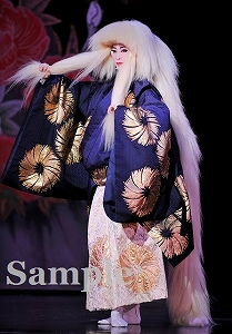 龍 真咲 舞台写真／月組大劇場公演『宝塚をどり』『明日への指針 ―センチュリー号の航海日誌―』『TAKARAZUKA 花詩集100!!』