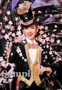 凪七 瑠海 舞台写真／月組大劇場公演『宝塚をどり』『明日への指針 ―センチュリー号の航海日誌―』『TAKARAZUKA 花詩集100!!』